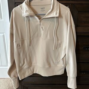 NWOT Old Navy Dynamic Fleece Cream Quarter-Zip Pullover